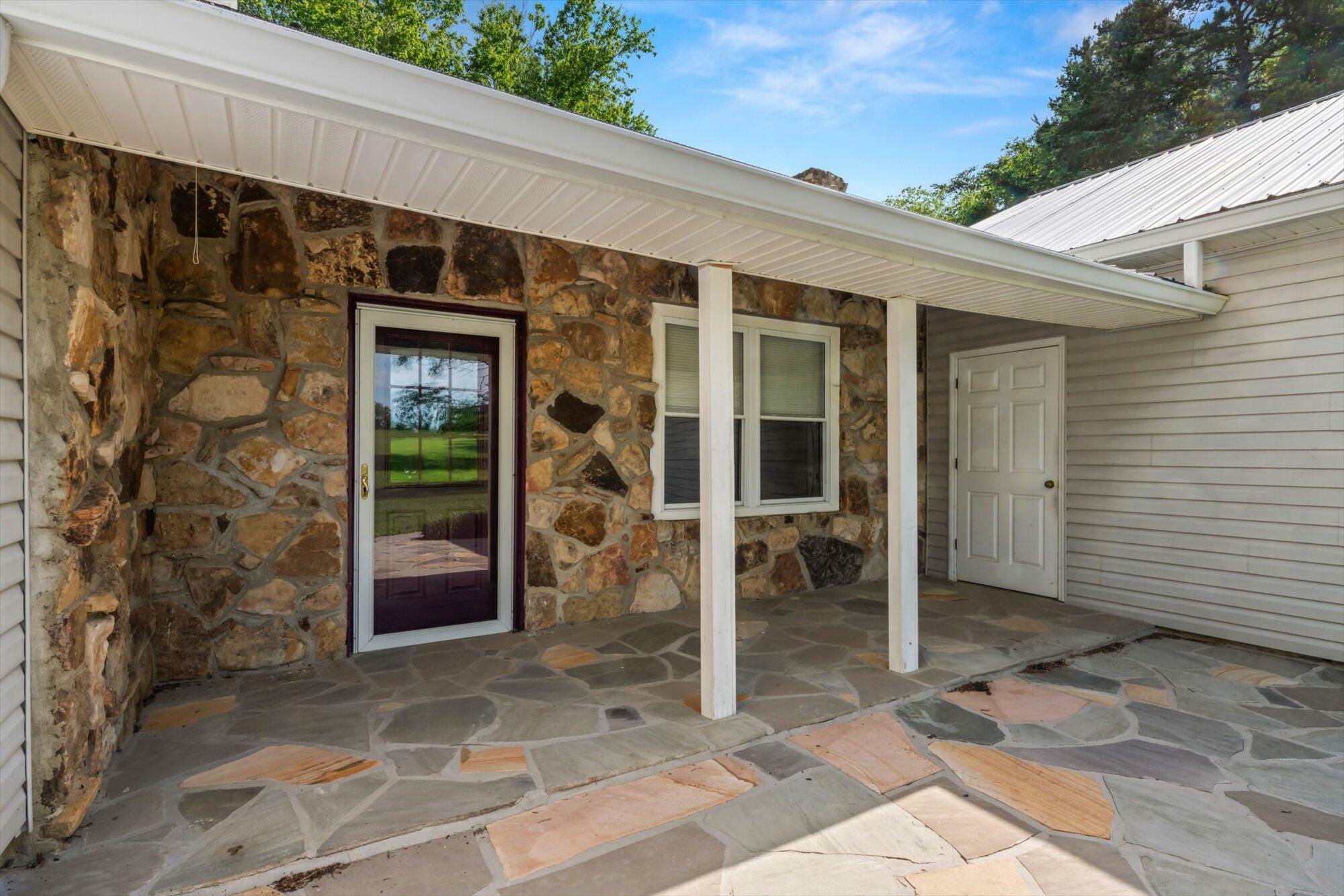 Property Photo: 516 County Road 616 TN 37303