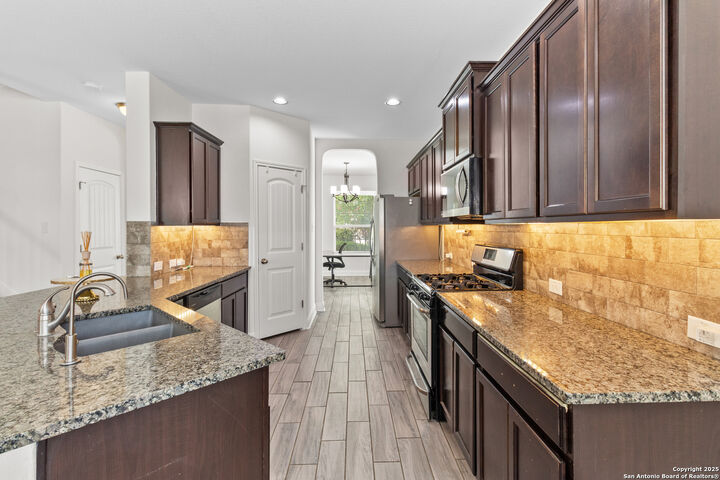 Property Photo: 5509 Calaveras TX 78253