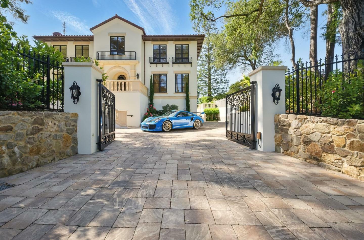 Property Photo: 830 Bromfield Road CA 94402