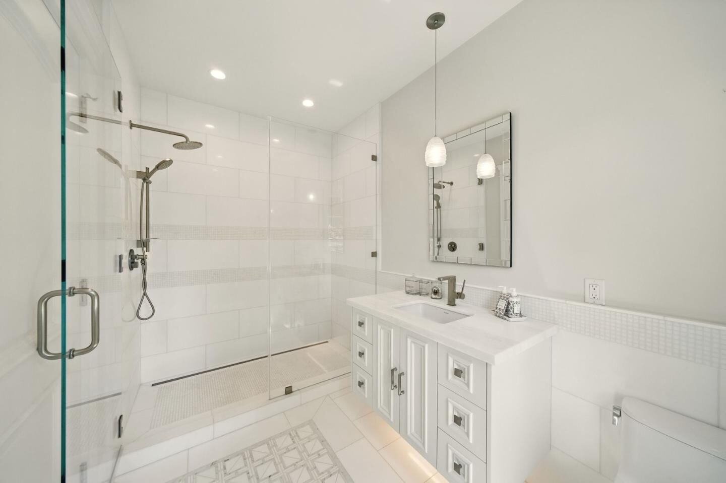 Property Photo:  830 Bromfield Road  CA 94402 