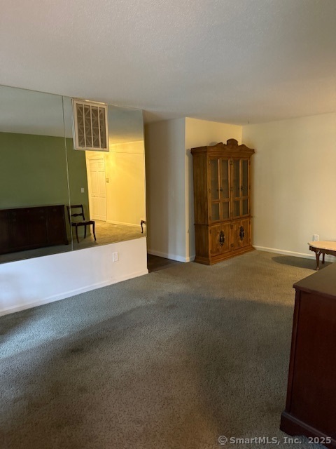 Property Photo: 365 Mather Street Apt 43 CT 06514