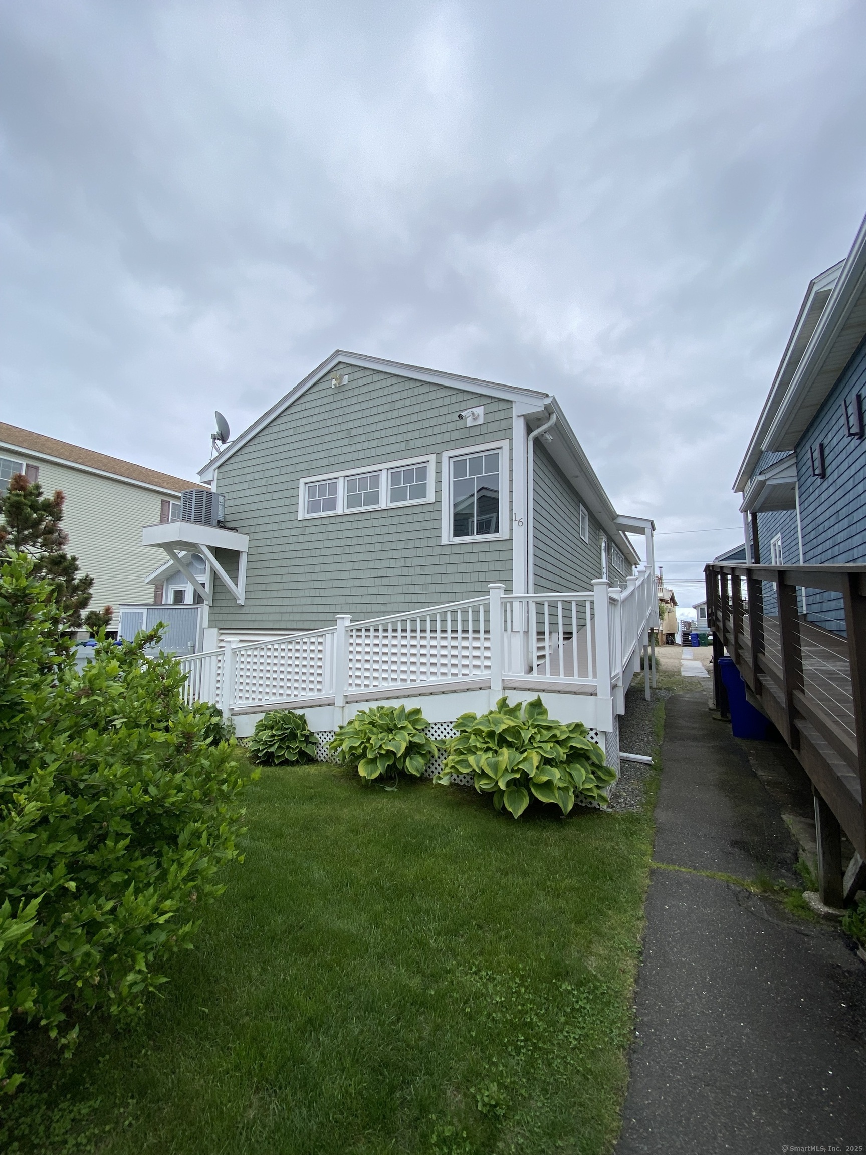 Property Photo: 16 Shoreline Drive 16 CT 06615