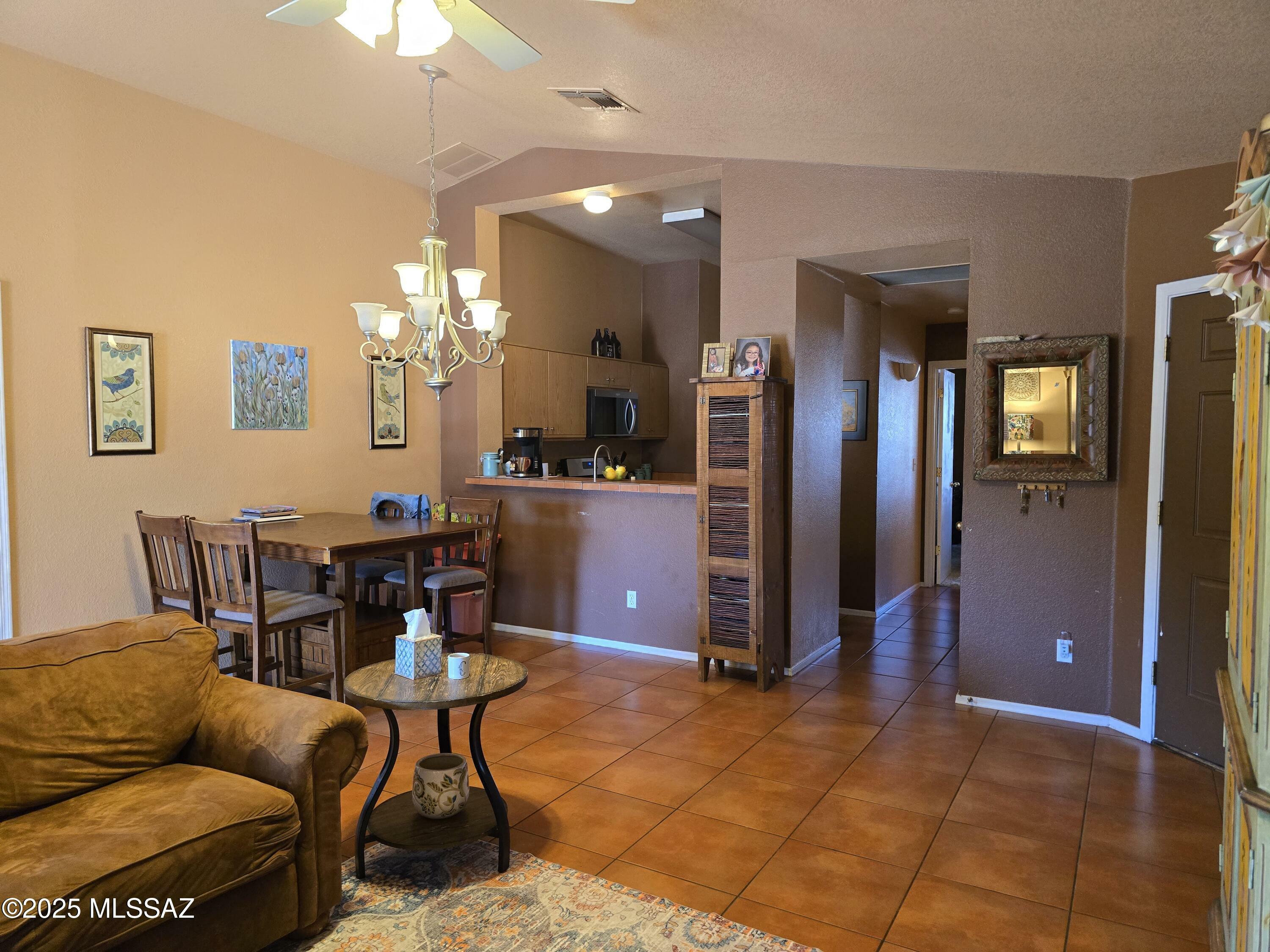 Property Photo: 1702 E Saint Bernadine Street AZ 85713