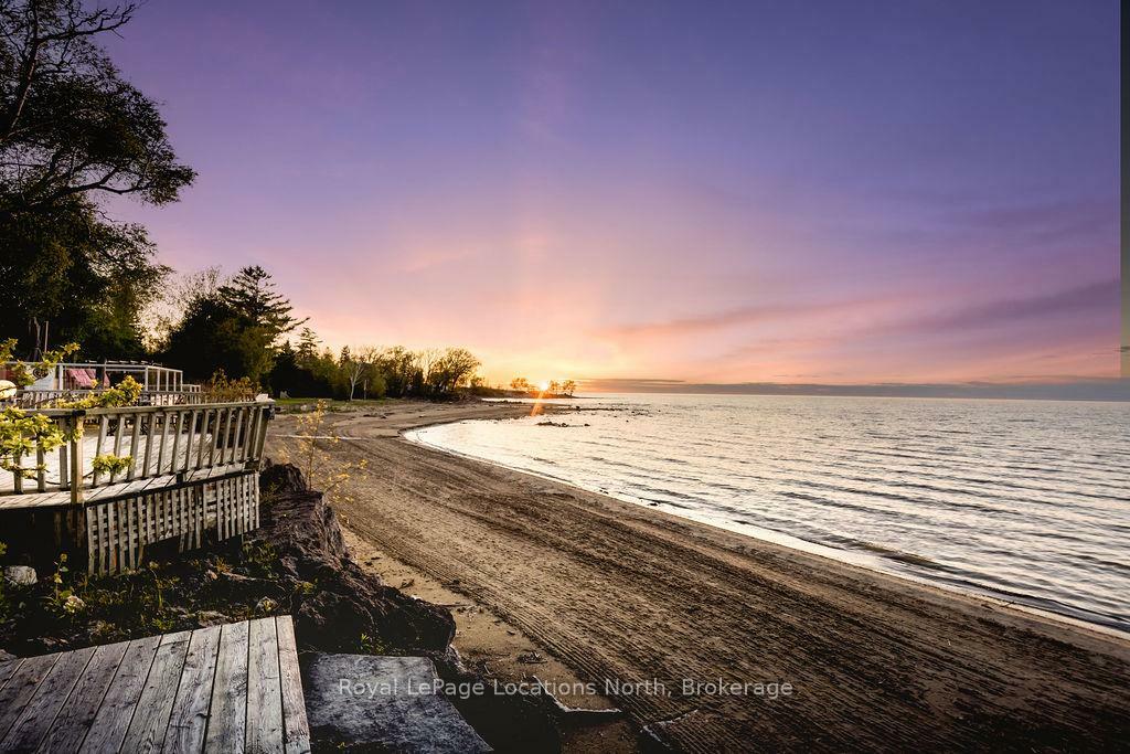 1946 Shore Lane  Wasaga Beach ON L9Z 1T7 photo