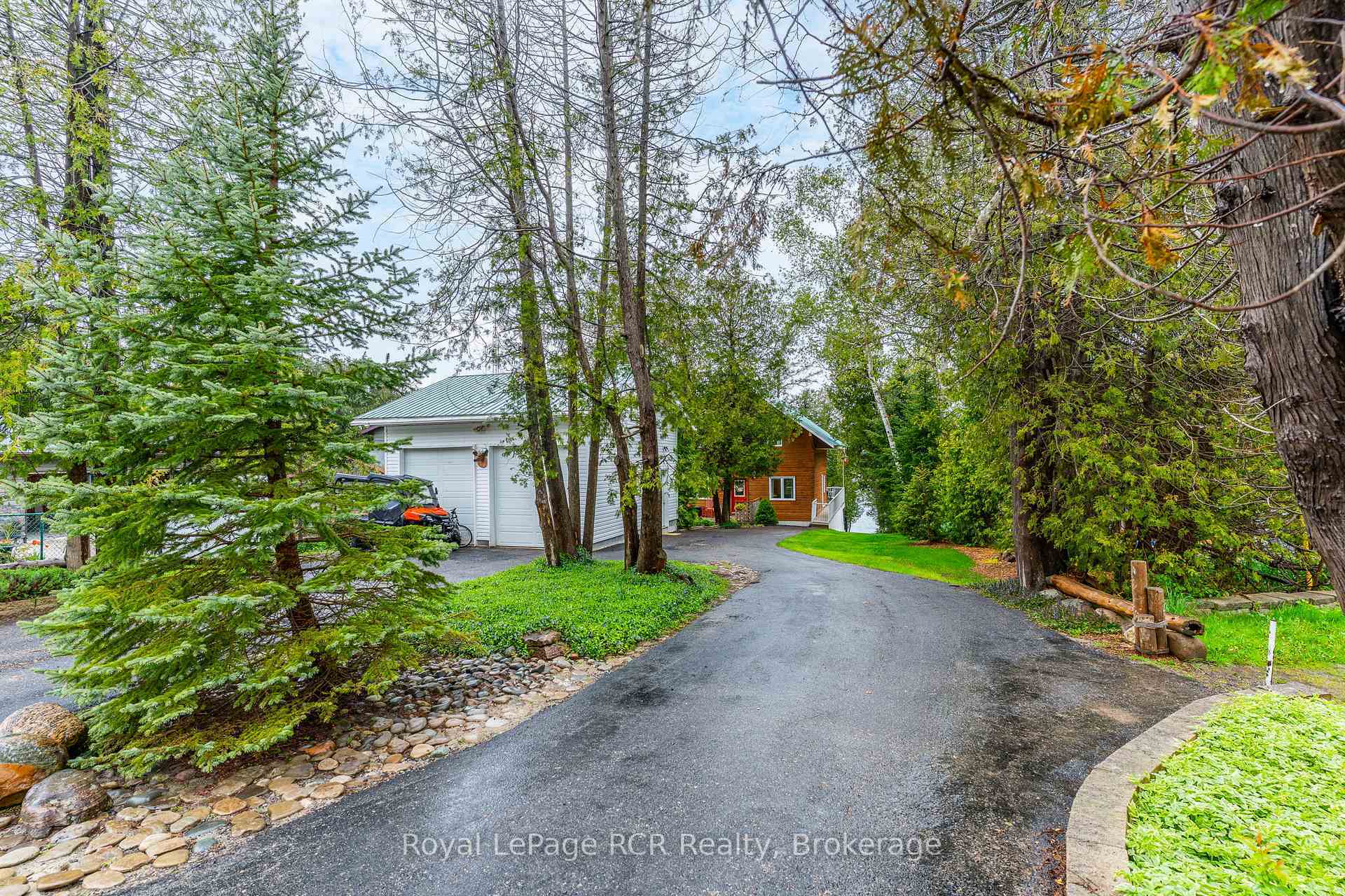 Property Photo: 183 Lakeshore Road ON N0H 2T0