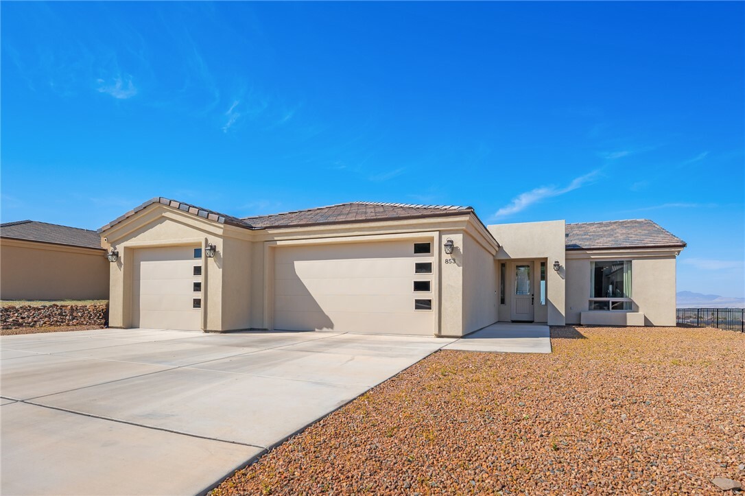 Property Photo: 853 Campbell Road AZ 86429