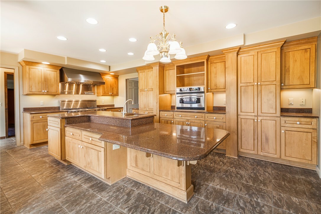 Property Photo: 115 Larchwood Dr PA 16002
