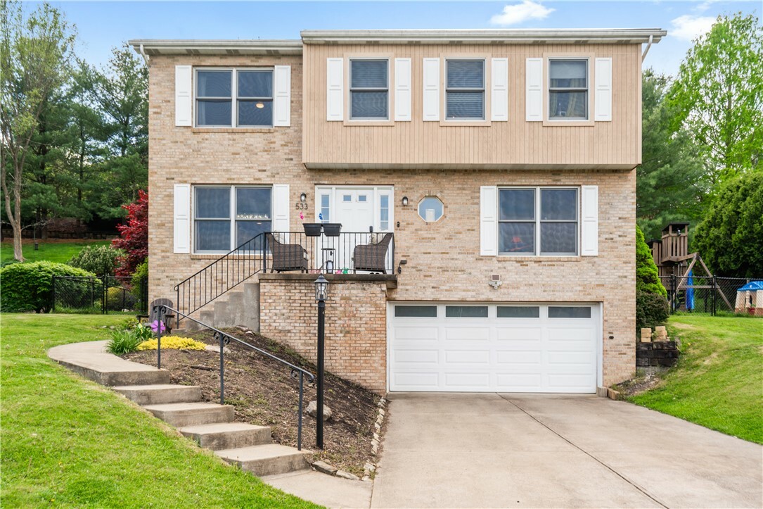 Property Photo: 533 Hickory Ln PA 15342