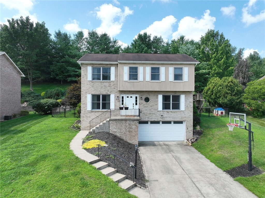 Property Photo: 533 Hickory Ln PA 15342