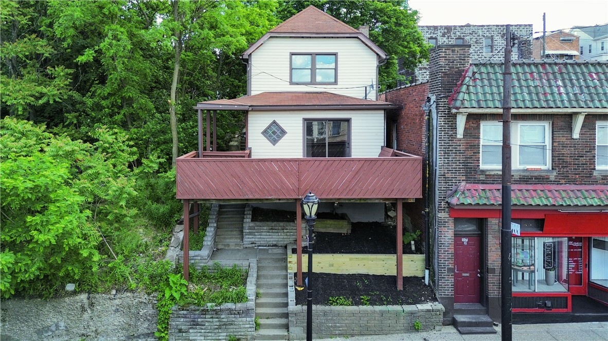 Property Photo: 513 Brownsville Road PA 15210