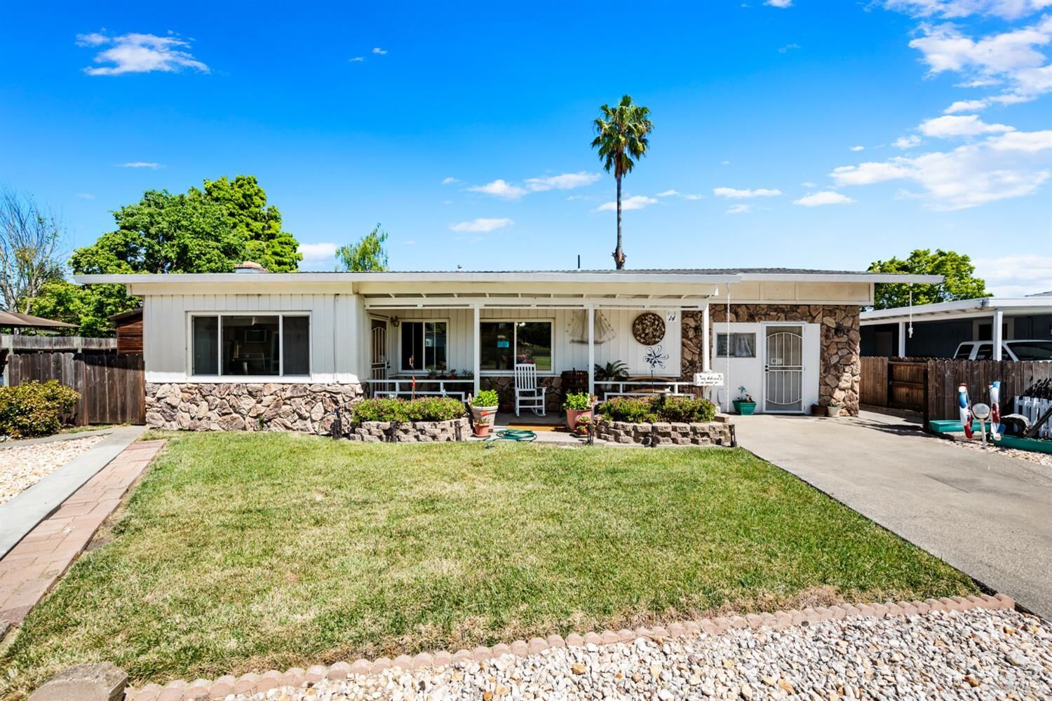Property Photo: 14 Margo Court CA 94558