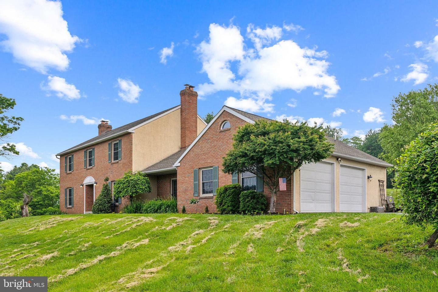 Property Photo: 550 Font Road PA 19335