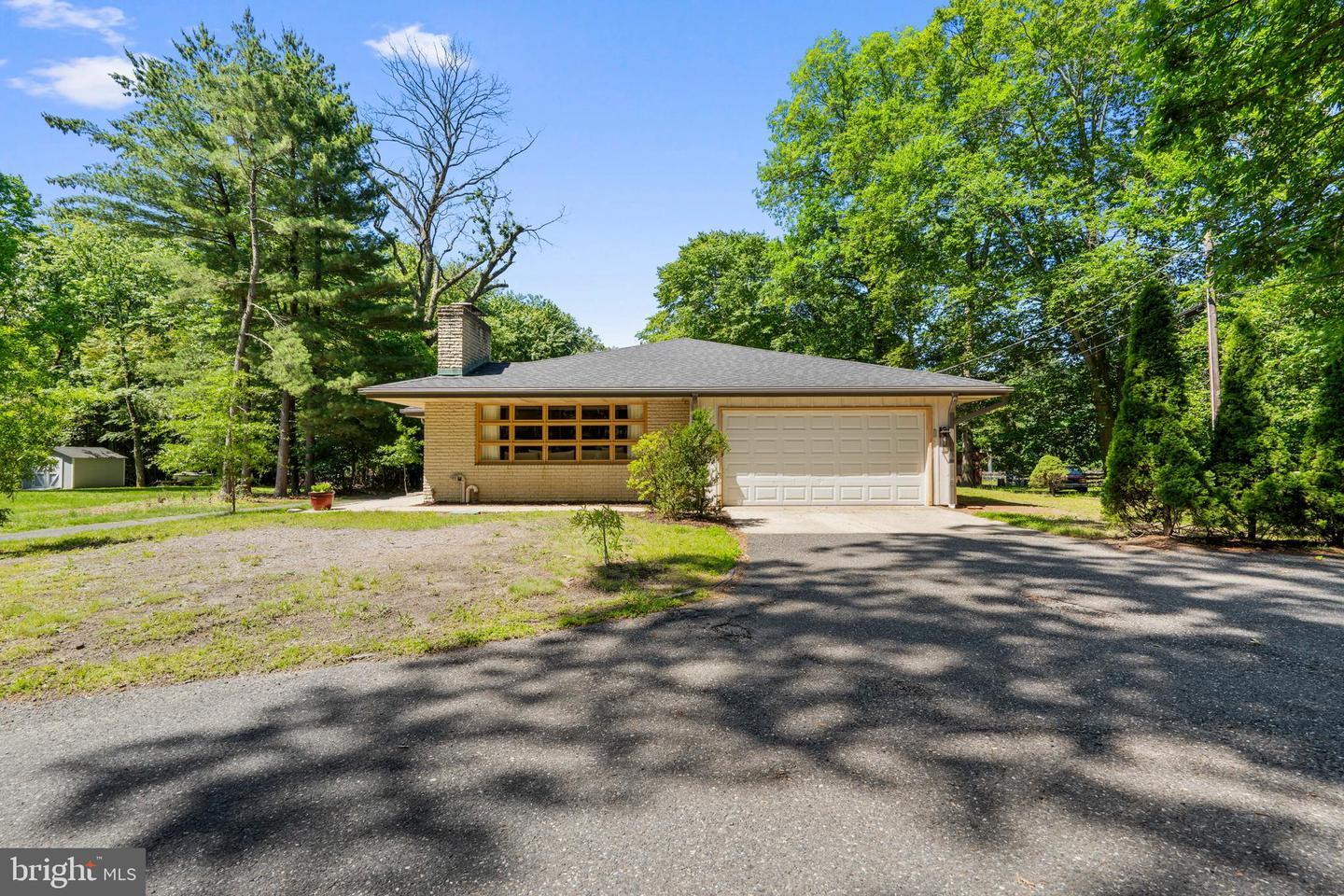 Property Photo: 641 Mt Laurel Road NJ 08054