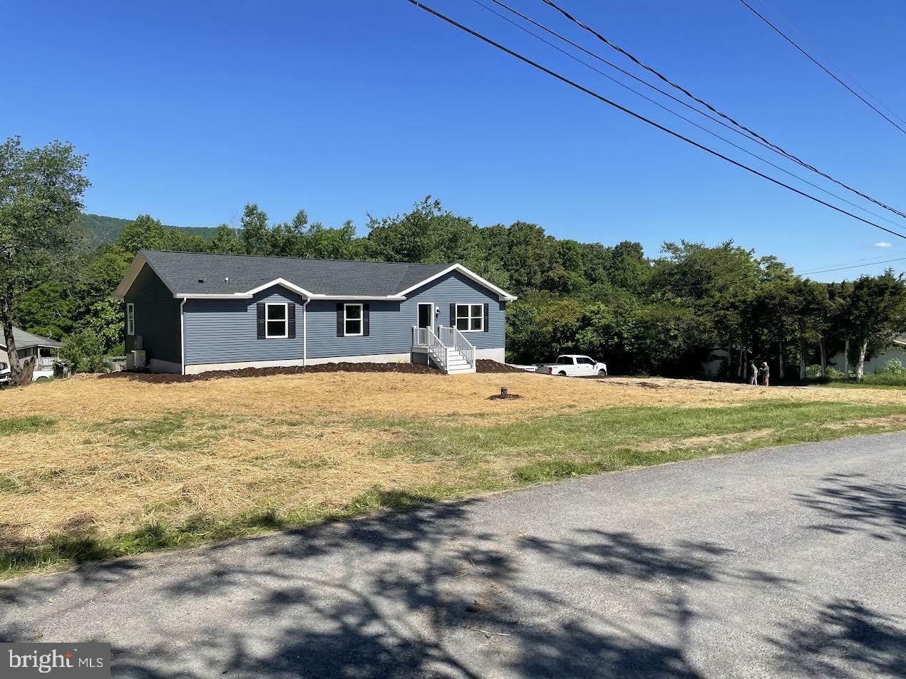 Property Photo: 17 Apple Orchard Trail WV 25411