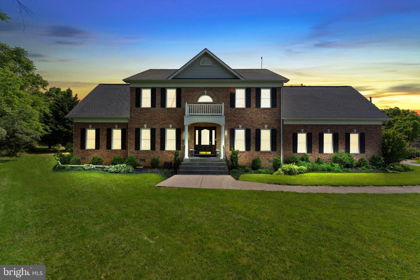 Property Photo: 960 Laurel Grove Road VA 22602