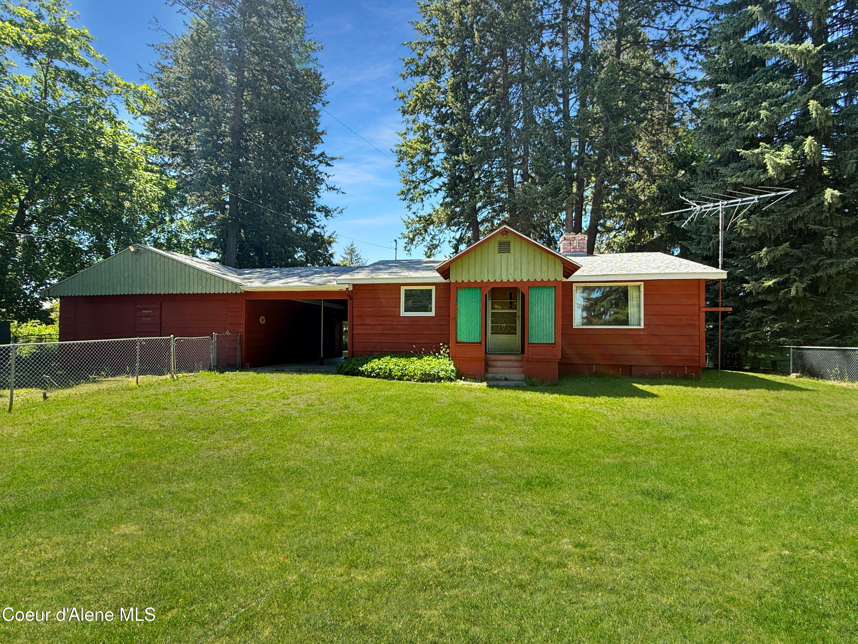 32649 N 3rd Ave  Spirit Lake ID 83869 photo