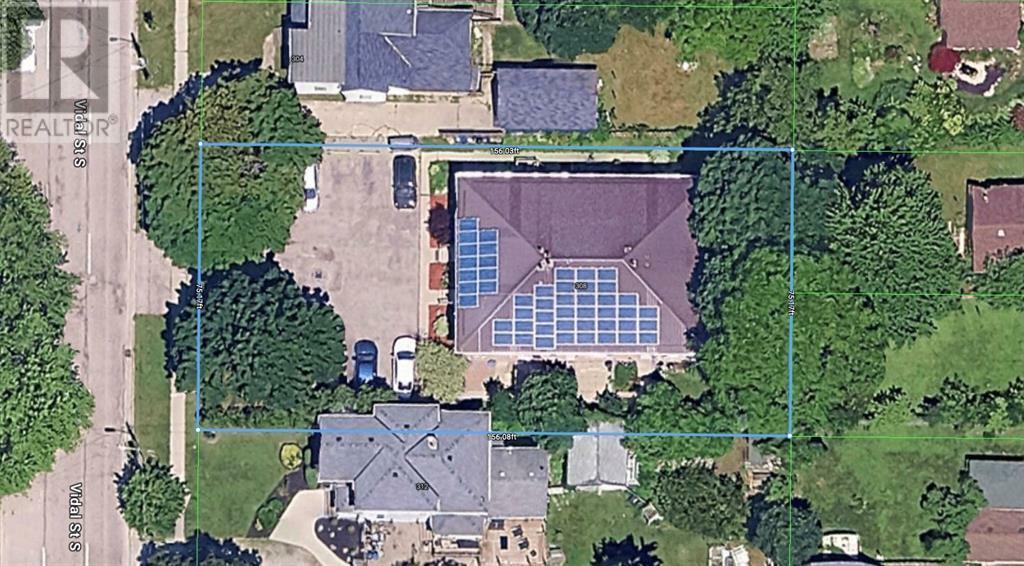 Photo de la propriété: 308 Vidal Street South ON N7T 2T9