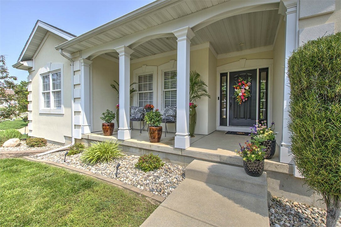Property Photo: 7 Buttonridge Place IL 62549