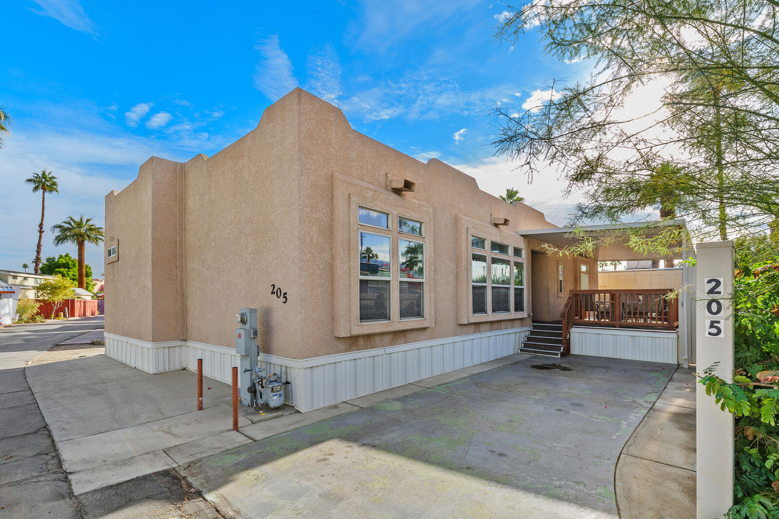 Property Photo: 205 Cherokee Street CA 92264