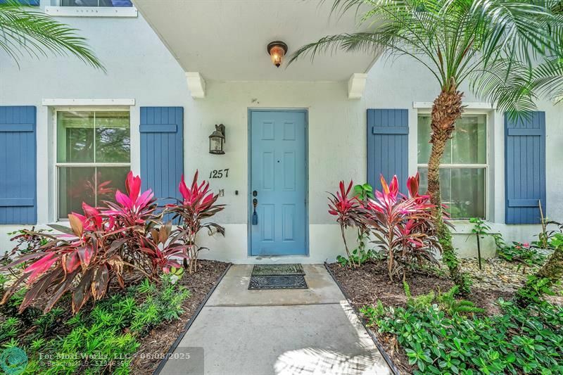 Property Photo: 1257 Via Panzani 1257 FL 33426