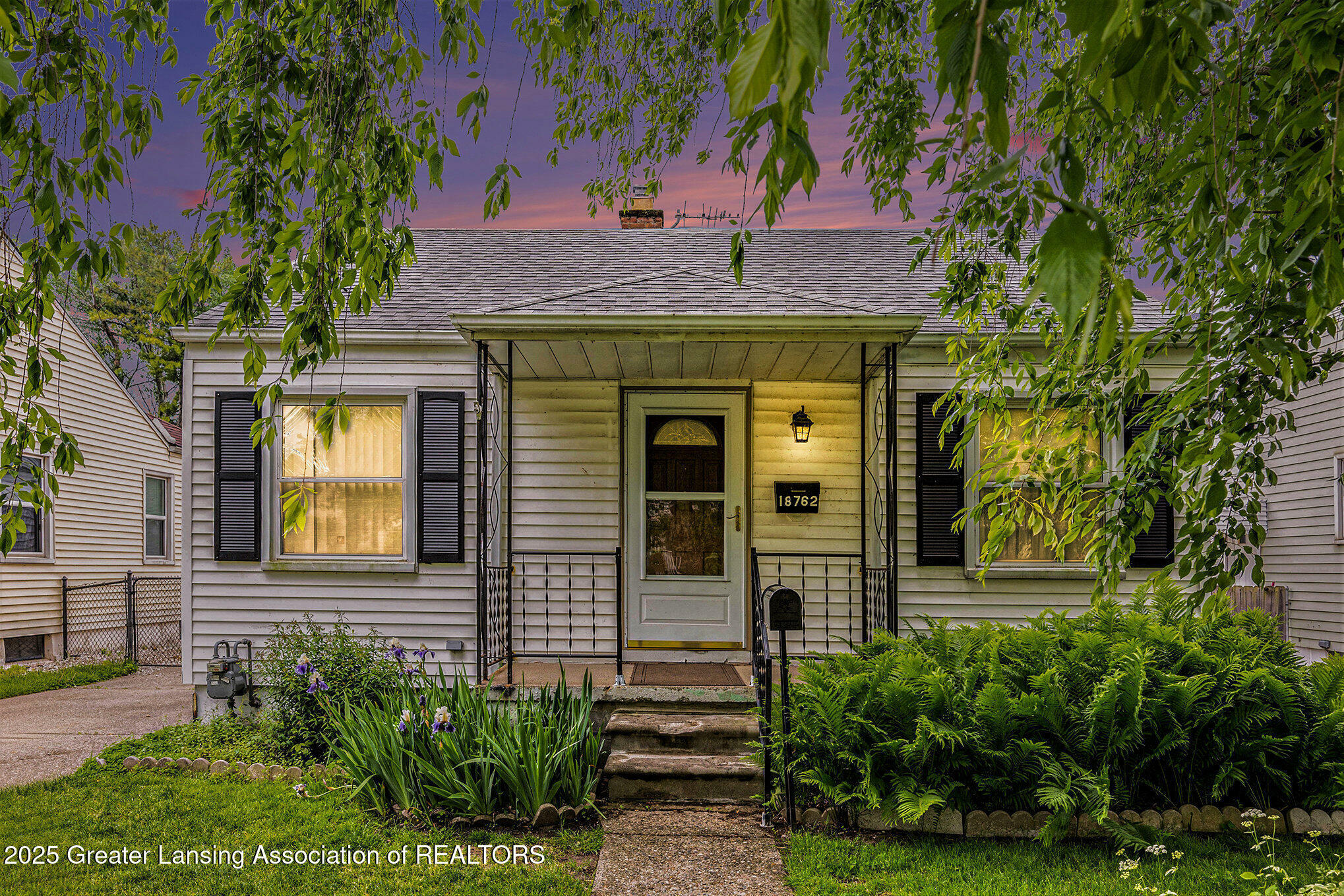 Property Photo: 18762 Woodland Street MI 48225