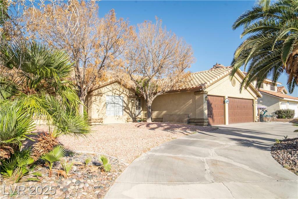 Property Photo: 3436 North Tenaya Way NV 89129