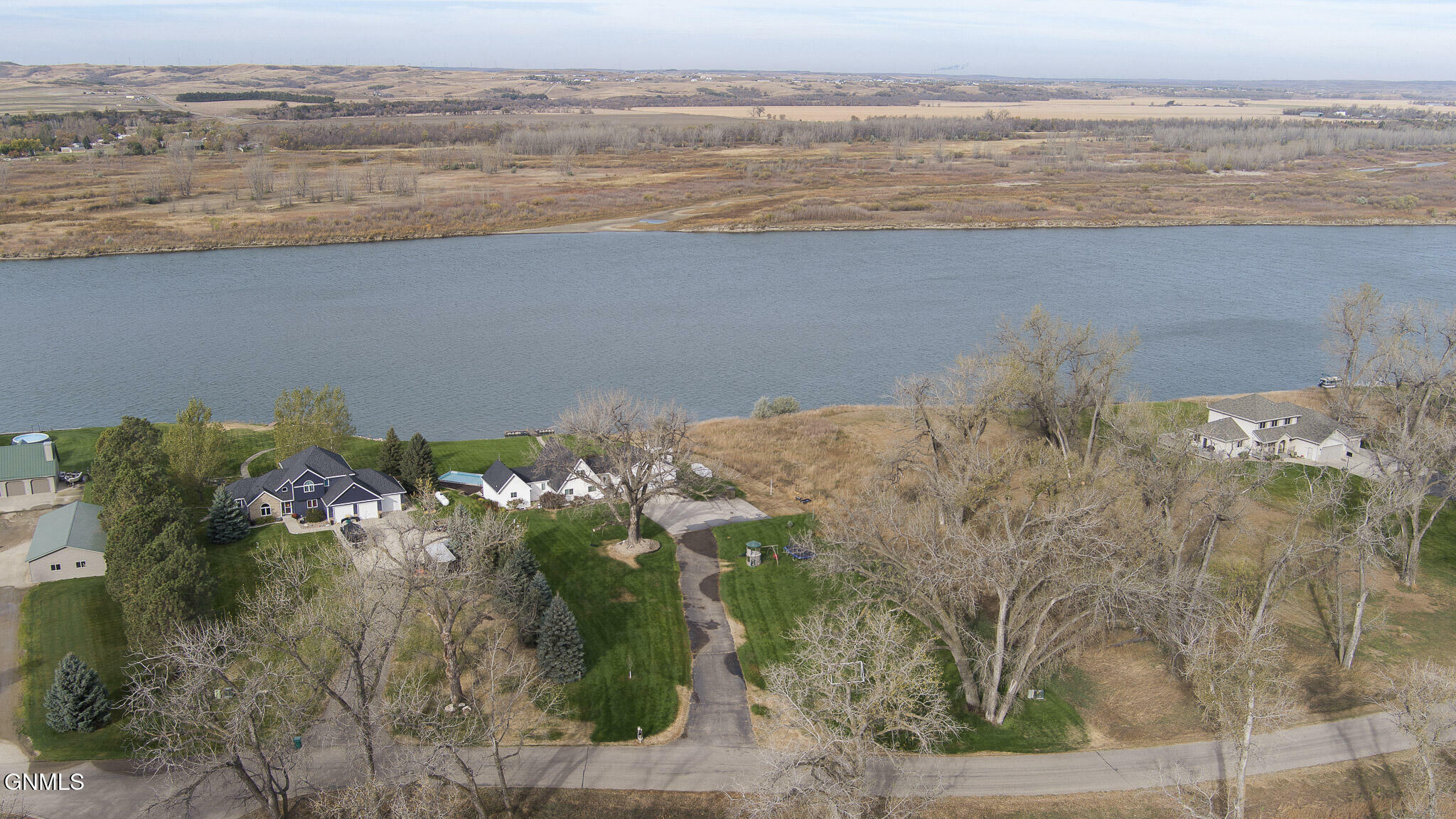 Property Photo: 9332 Island Road ND 58503
