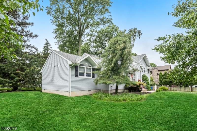 Property Photo:  21 Ring Pl  NJ 07009 