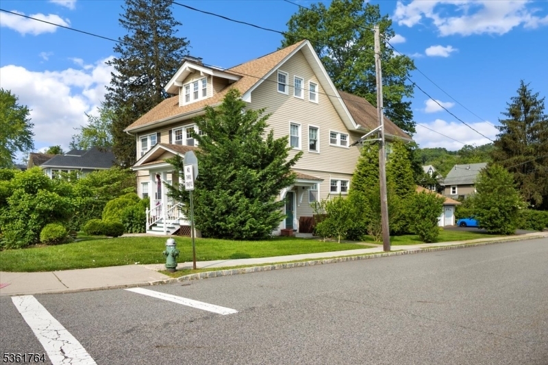 Property Photo: 422 Valley Rd NJ 07043