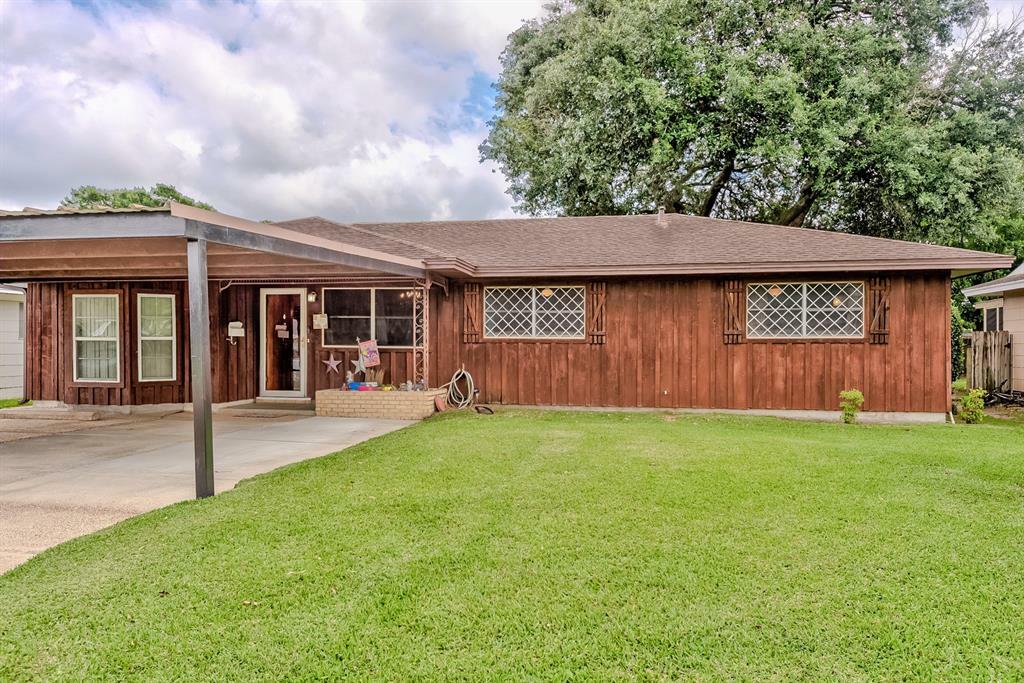 2719 Avenue M  Nederland TX 77627 photo