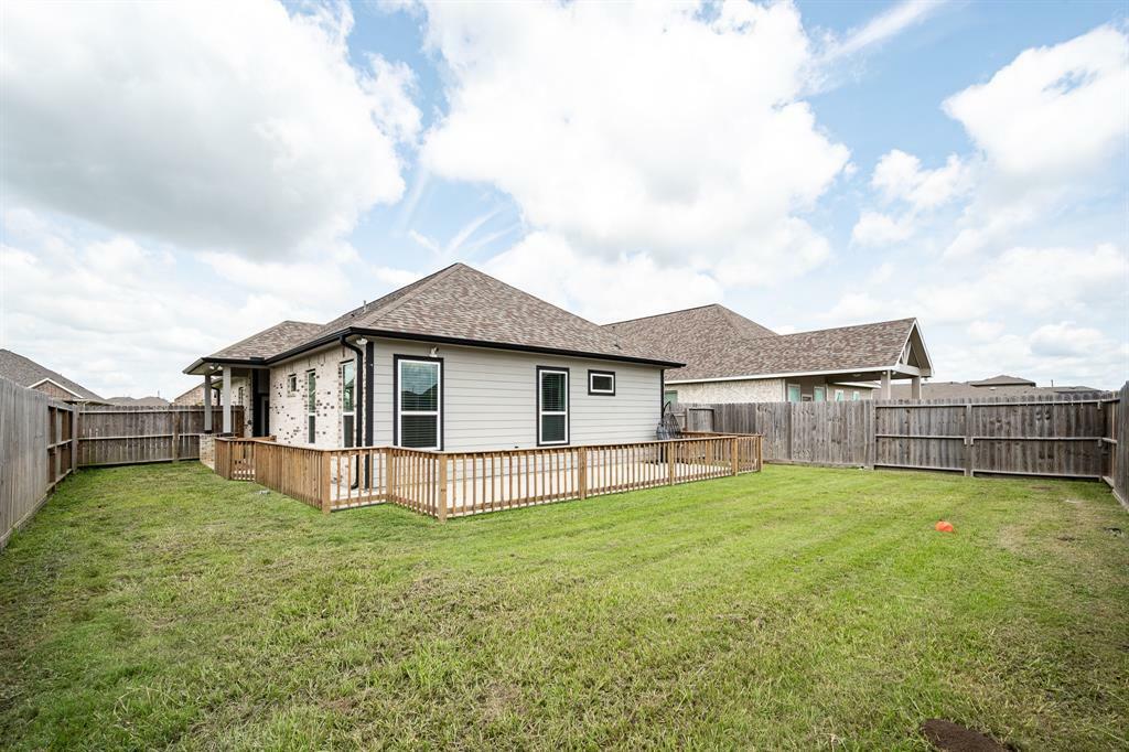 Property Photo: 607 Rain Cloud Drive TX 77523