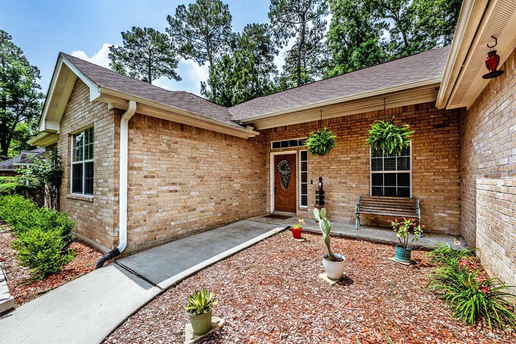 Property Photo: 717 Overbrook TX 77340
