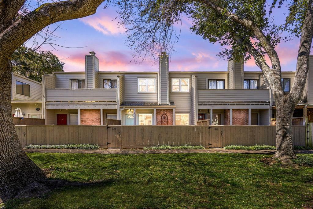 Property Photo: 1629 Prairie Grove Drive TX 77077