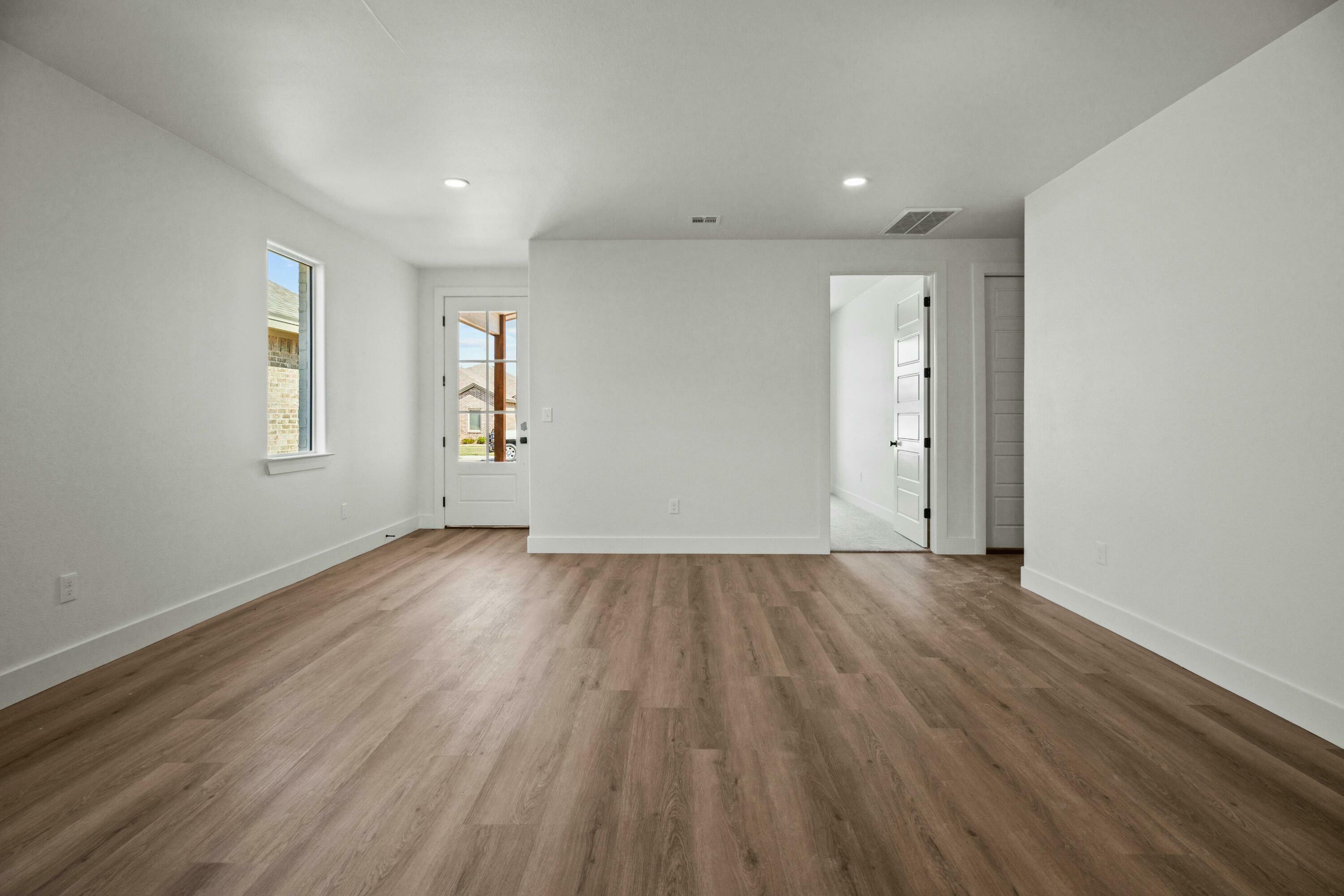 Property Photo: 5909 Grinnell Street TX 79416
