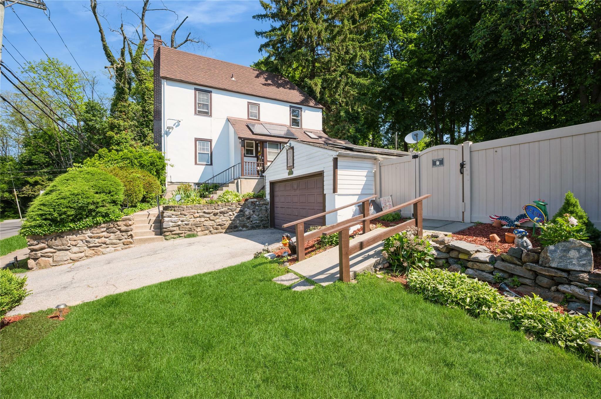 Property Photo: 1 Spencer Court NY 10530