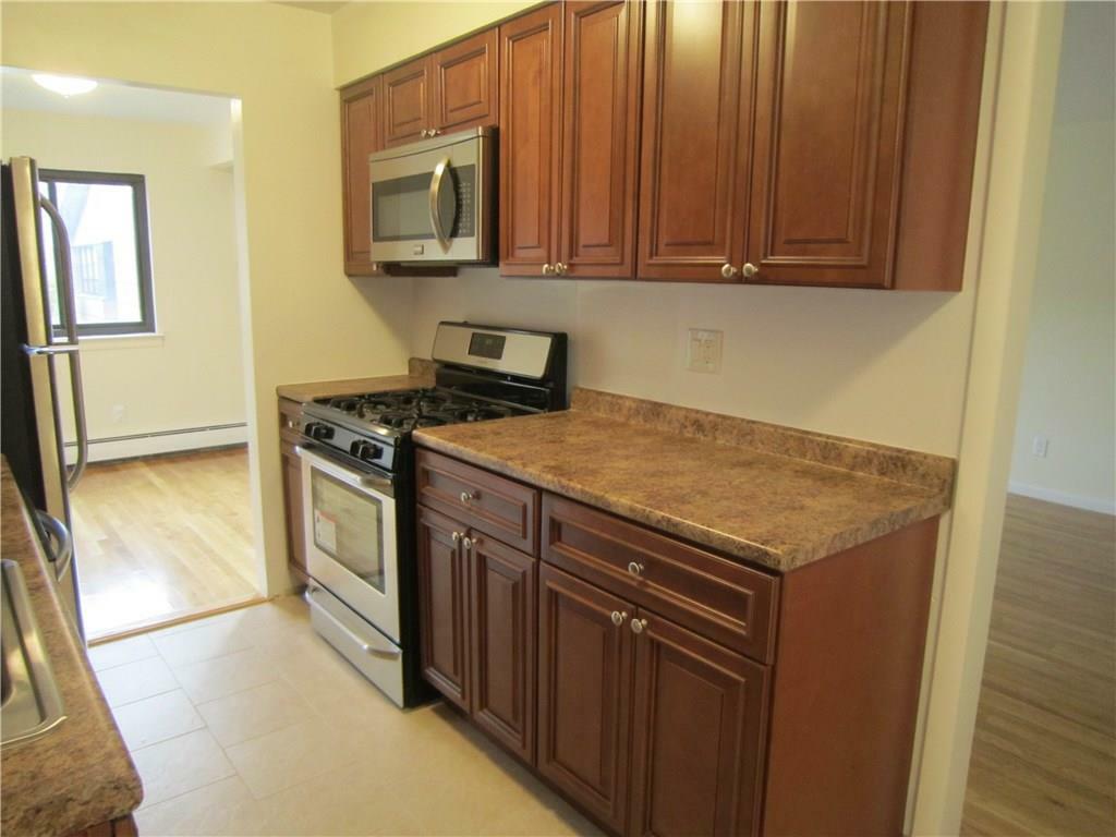 Property Photo:  6 Brevoort Drive 1B  NY 10970 