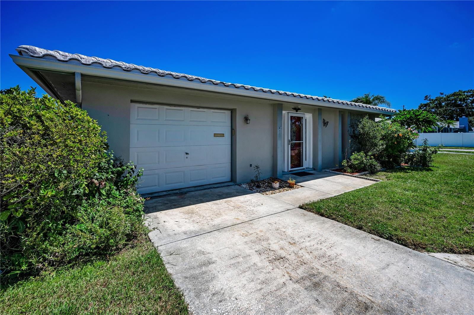 Property Photo: 5480 Orange Blossom Road N FL 33782