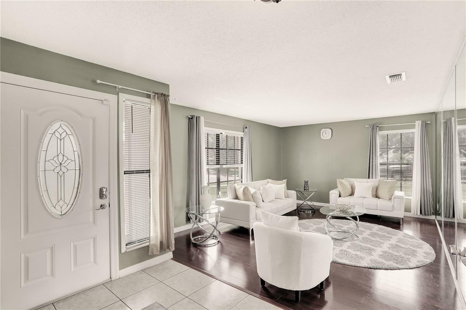 Property Photo: 3038 Golden Rock Drive FL 32818
