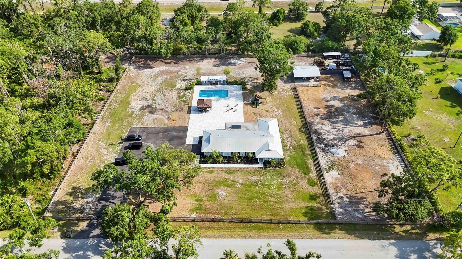 2255 61st Street  Sarasota FL 34243 photo