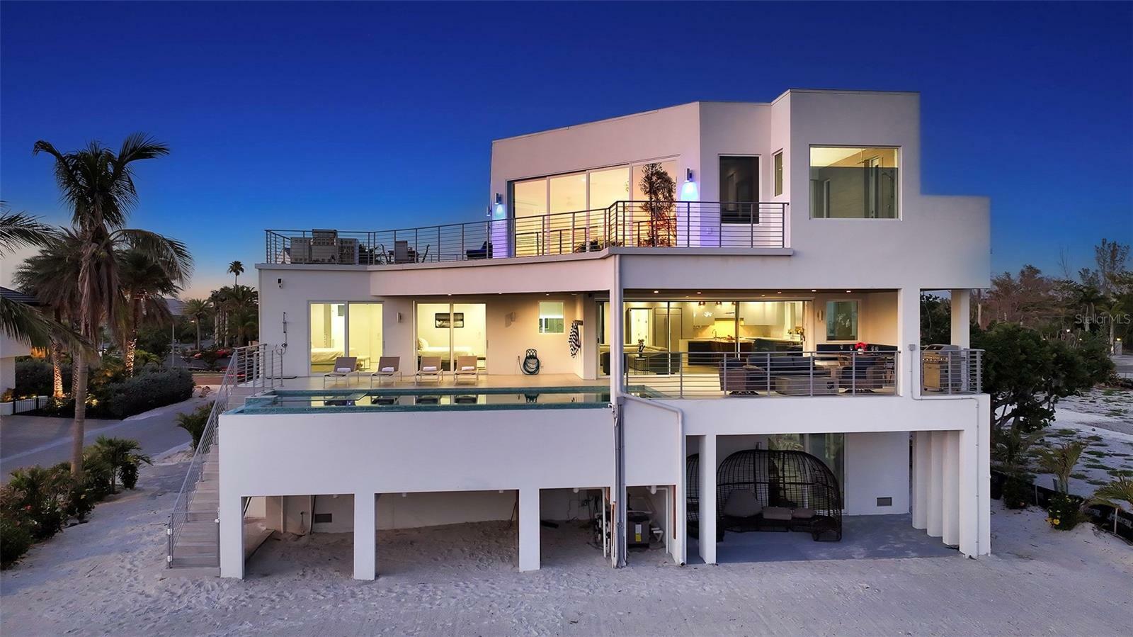 Property Photo: 6381 Gulf Of Mexico Drive FL 34228