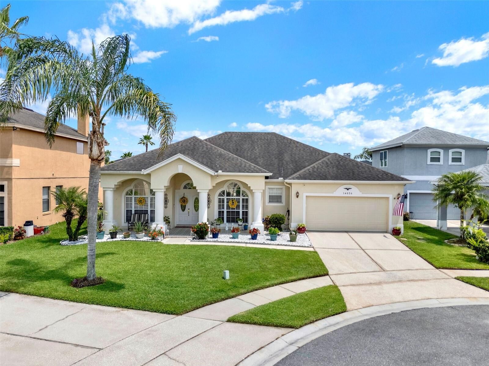 Property Photo:  14036 Cherry Bush Court  FL 32828 