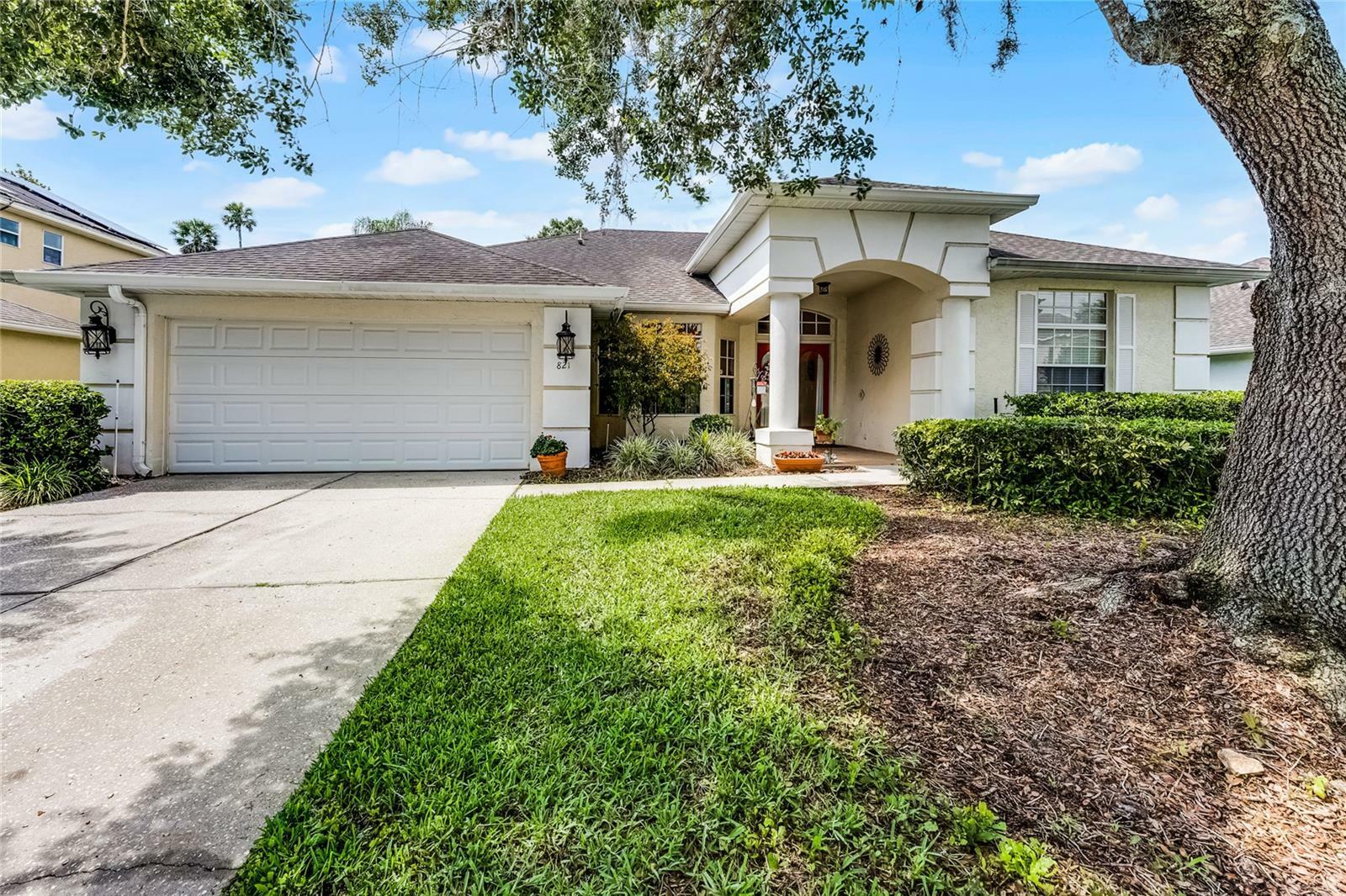Property Photo: 821 Shallow Brook Avenue FL 32708