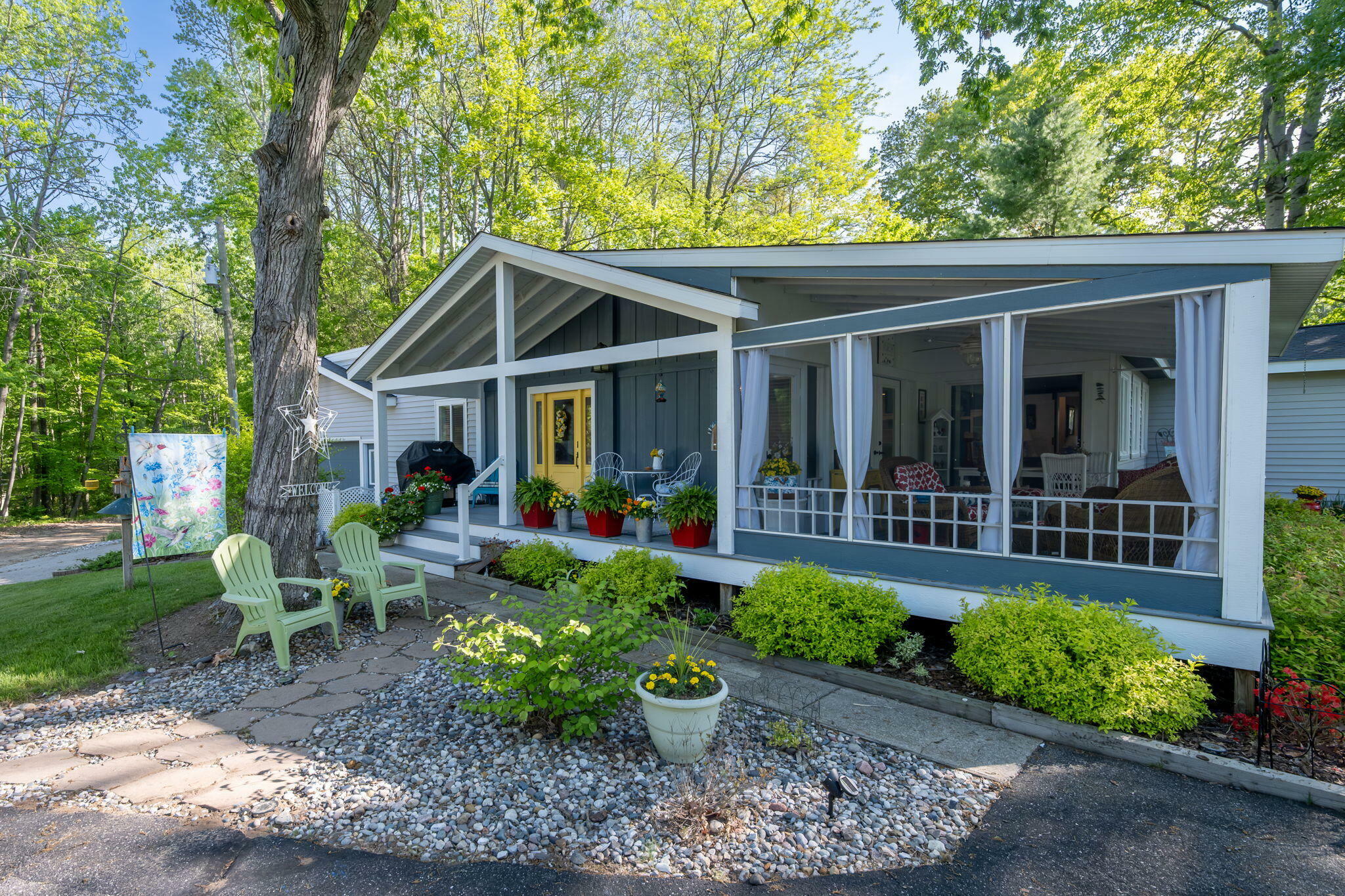 Property Photo: 11198 E Royal Road MI 49346