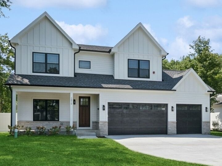 1816 Rosemary Road  Highland Park IL 60035 photo