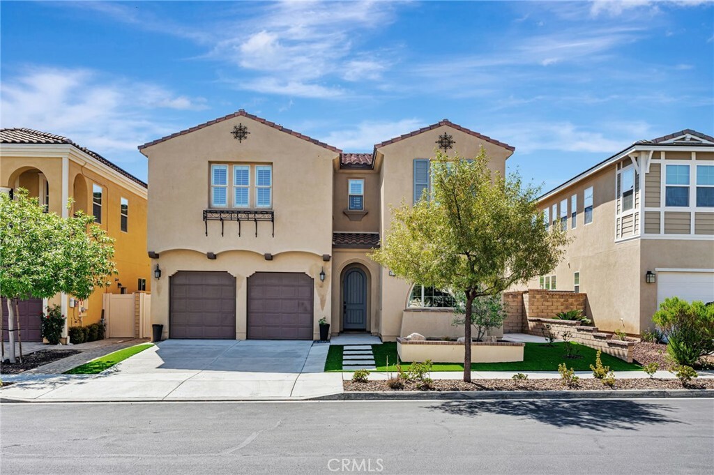 Property Photo:  27636 Skylark Lane  CA 91350 