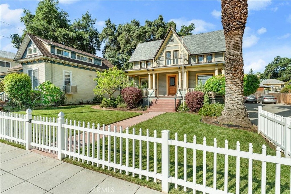 Property Photo:  184 S Eureka Street  CA 92373 
