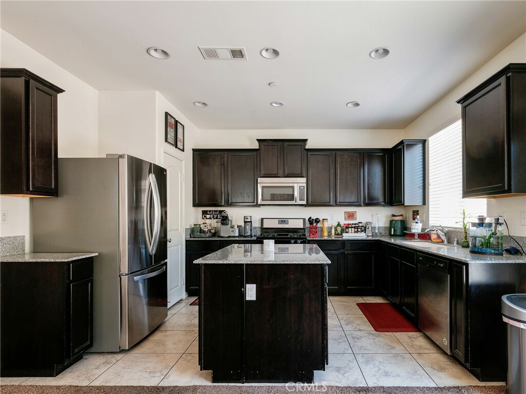 Property Photo: 13551 Western Meadows Lane CA 92394