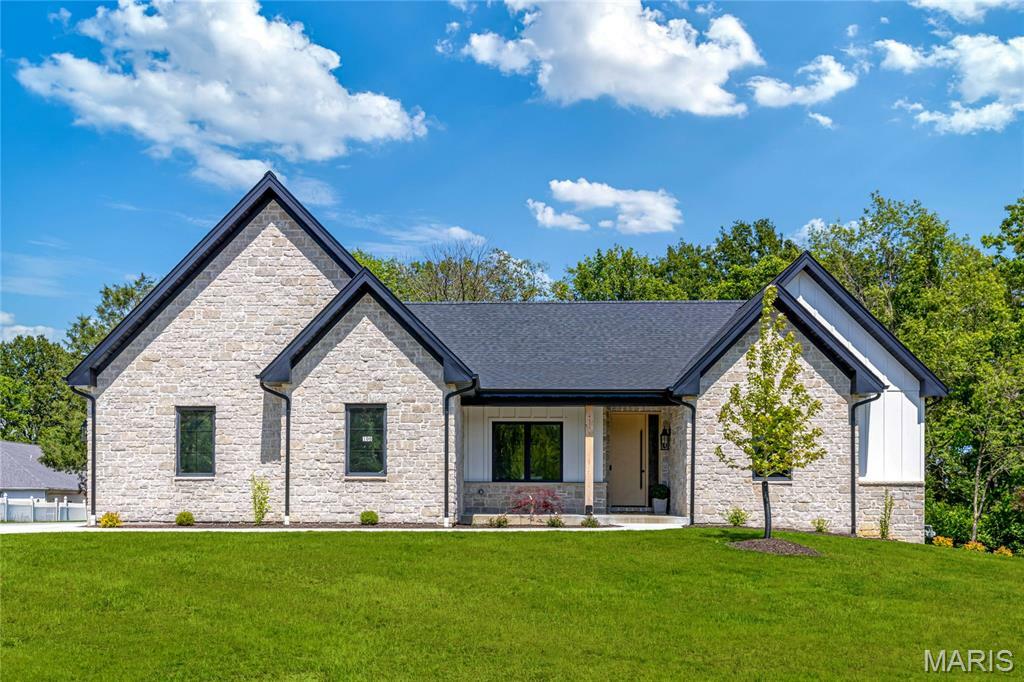 Property Photo: 100 Enclave Terrace Court MO 63304