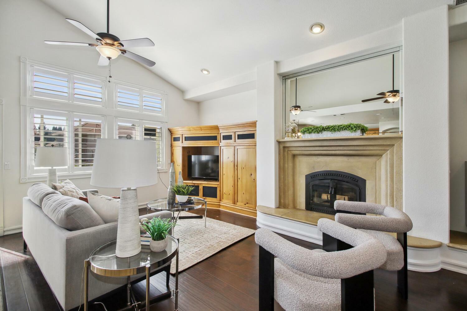 Property Photo:  4826 Waterbury Way  CA 95746 