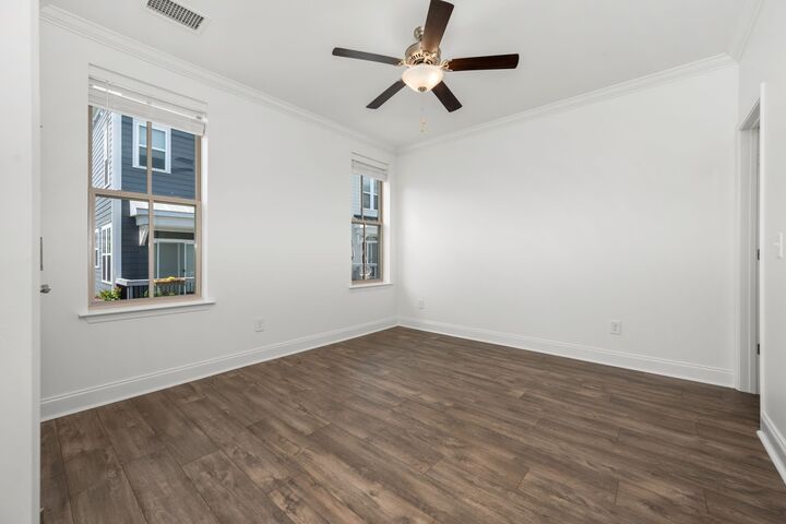 Property Photo:  1021 Vida Way 202  TN 37135 